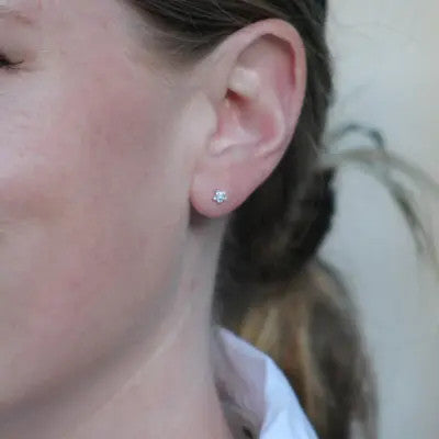 Small Pave Star Stud Gold