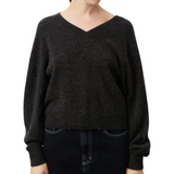 Raxon V Neck Black