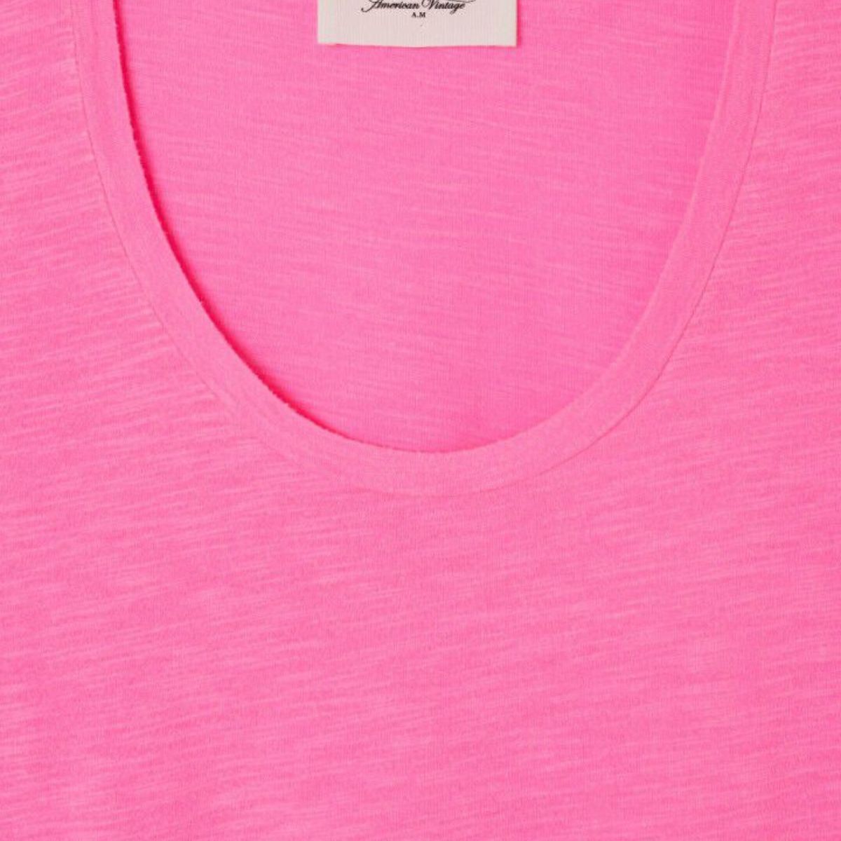 Jacksonville U-Neck Tee Rose Fluo