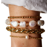Big Stellar Pearly Bracelet Gold