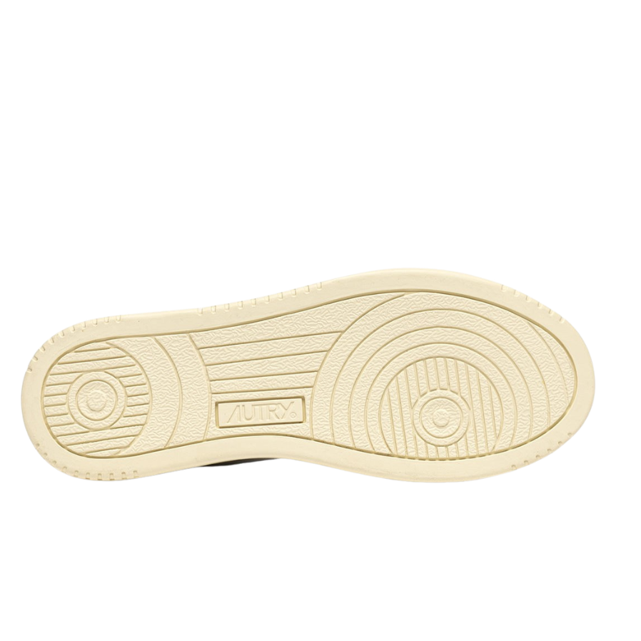 Medalist White Silver