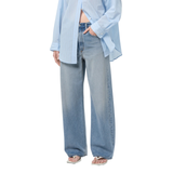 Low Curve Crop Jean Reset
