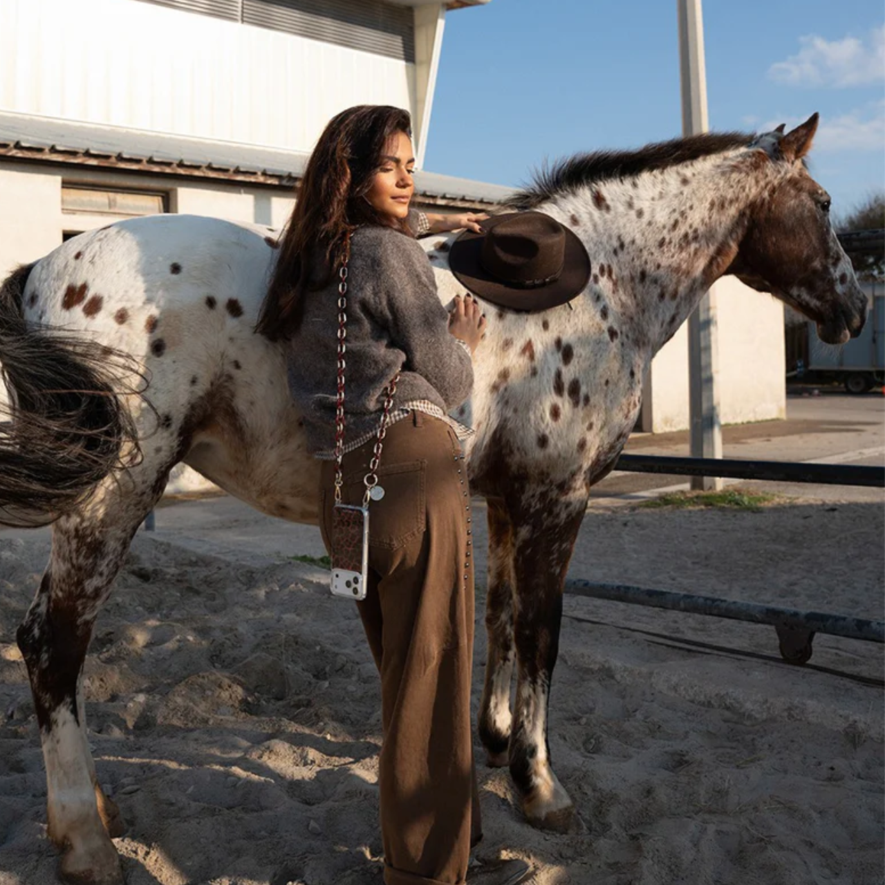 Cassy Bordeaux Long Chain 120cm