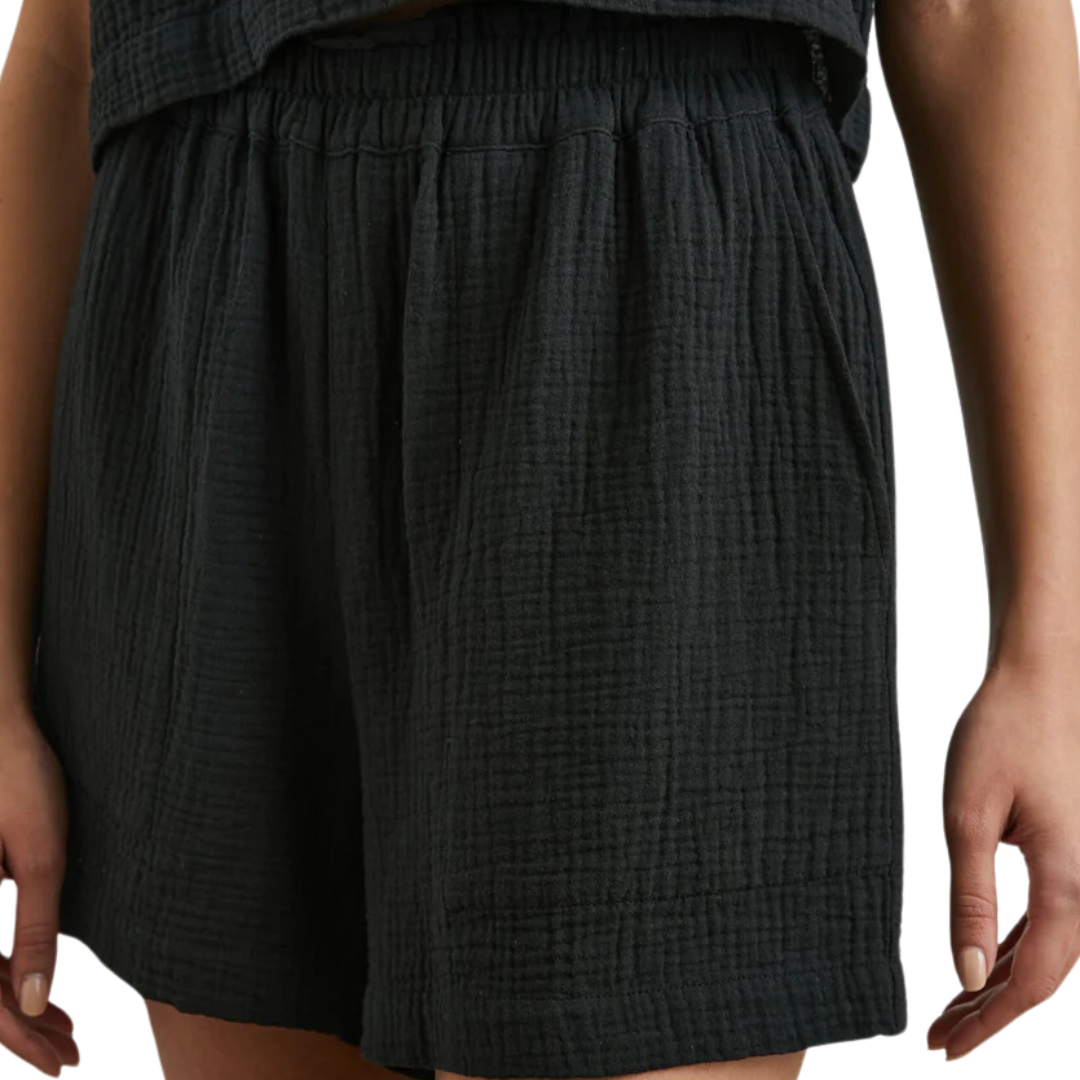 Leighton Short Black