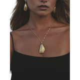 Moules Necklace Gold