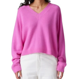 MC Santana Slouchy V Rosie